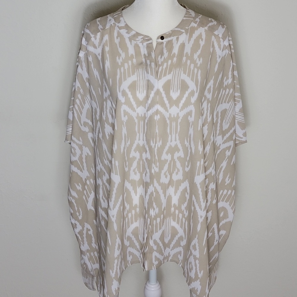 Chico’s abstract print tan white tunic top L/XL